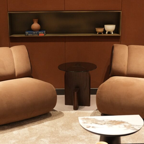 Less fotel